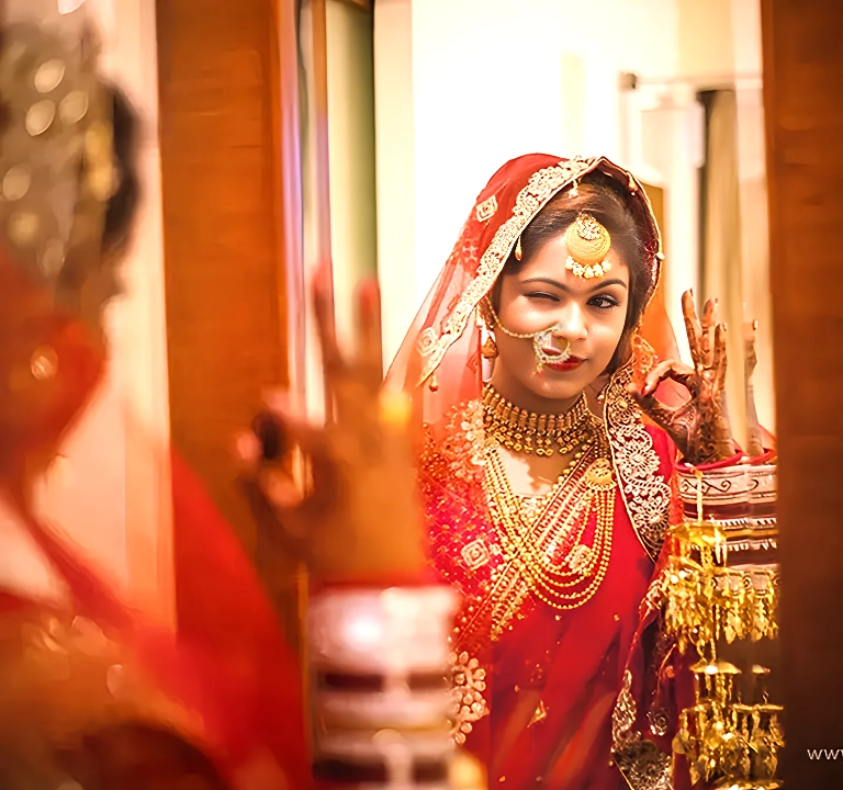 Bride funny poses, funky bride, indian bridal poses, Wedding Photographer in Benson town bangalore